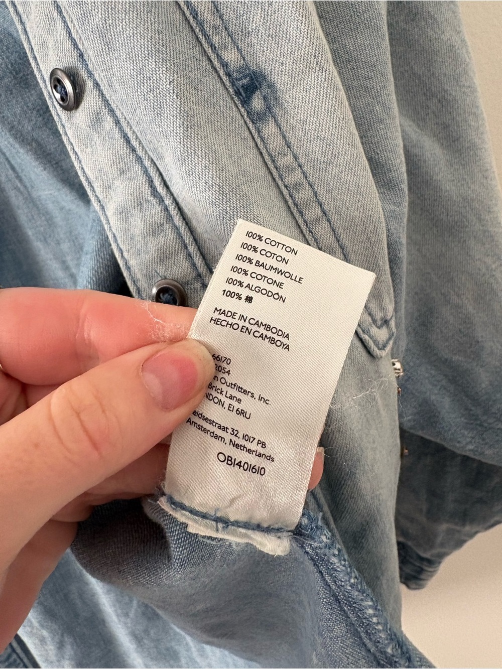 Pilcro The Bo Boyfriend Button Down Medium Petite - Picture 6 of 6